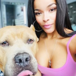 Meet your Posher, Tiera